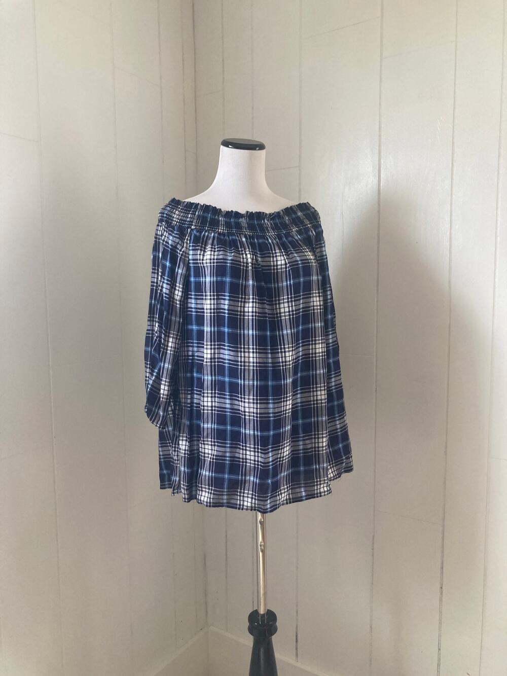 New York & Co Blue Plaid Off Shoulder Pullover Top, Size L